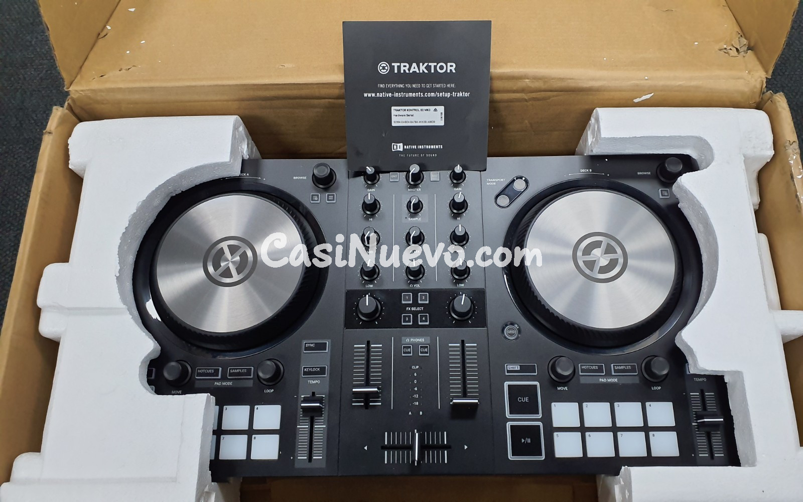 Controlador DJ de 4 canales Native Instruments TRAKTOR KONTR