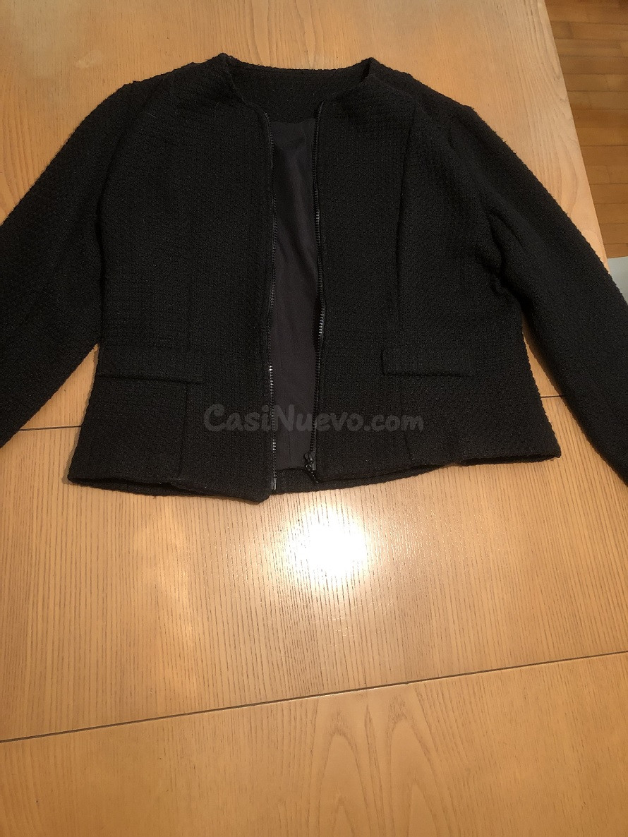 Chaqueta negra de mujer