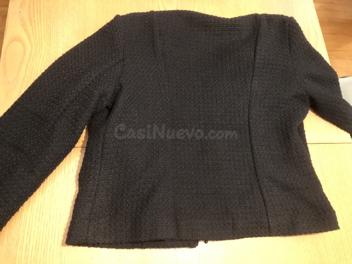Chaqueta negra de mujer - foto 2