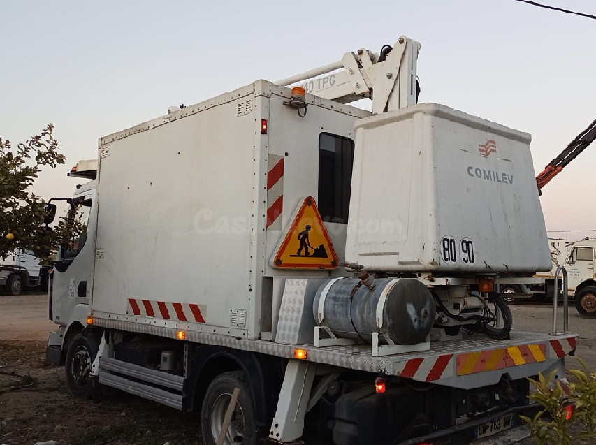 RENAULT MIDLUM 180 DXI CON CESTA PORTA PERSONAS. - foto 3