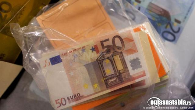 Dinero en efectivo euros - foto 2