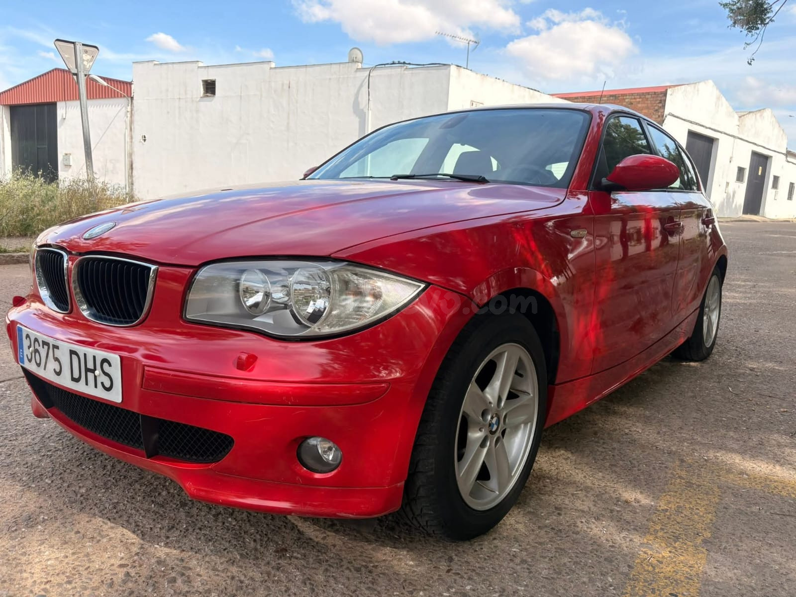 BMW Serie 1 rojo