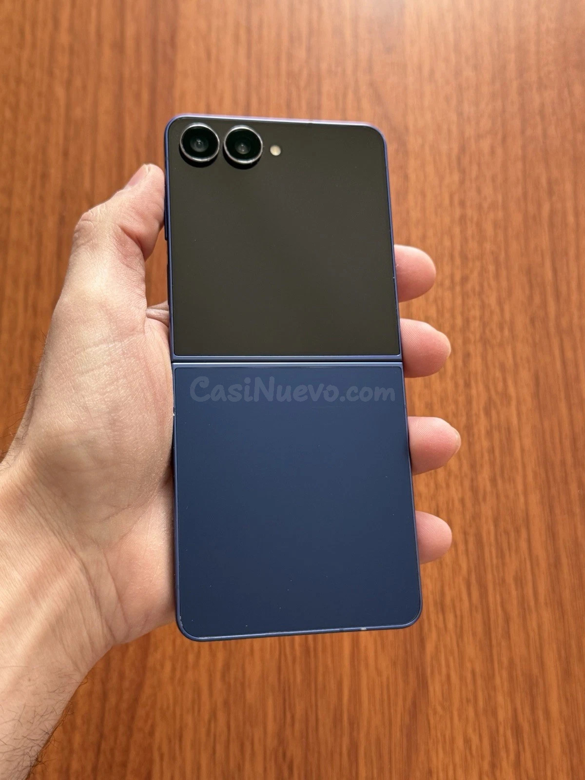 Samsung Galaxy Z Flip 7 256GB - Azul, Desbloqueado, Original - foto 3