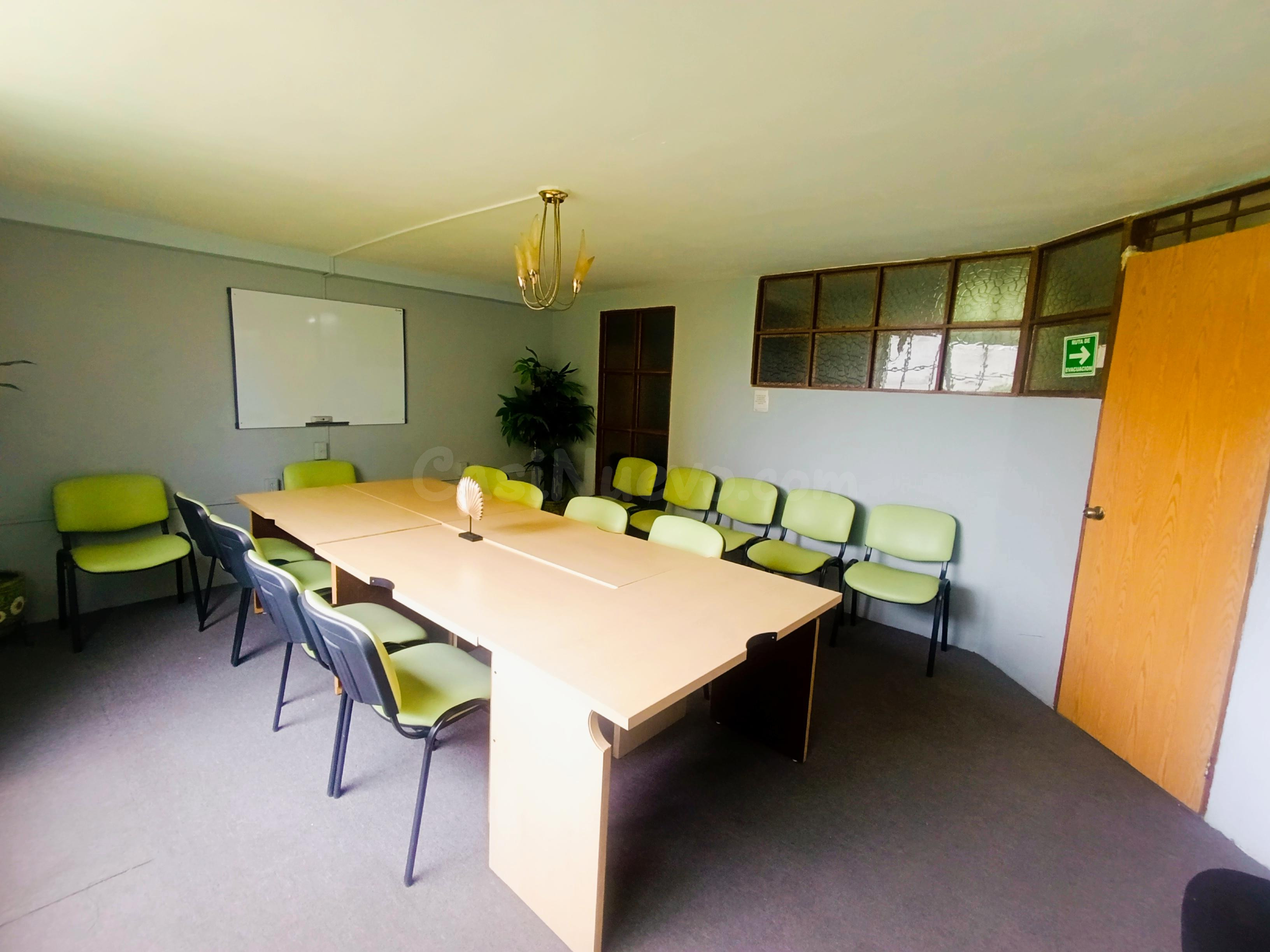 Espacio Corporativo en Echegaray por Solo $6,500