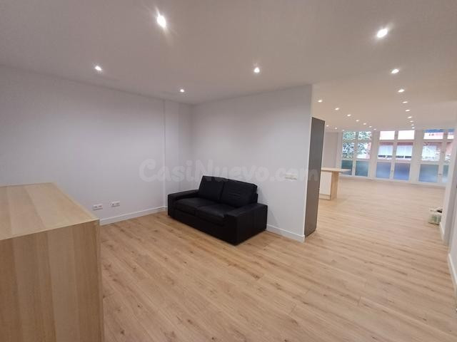 instalador de suelos de maderas laminados vinilo spc