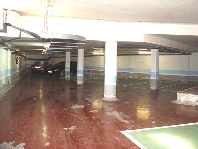 Plaza de garaje en alquiler en la C. Avila 34 Cardedeu - foto 2