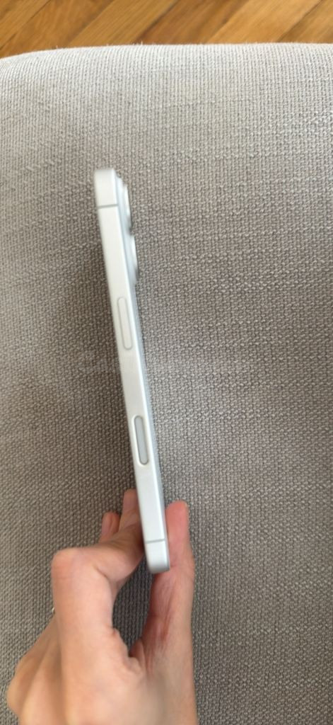 iPhone 16 - foto 4