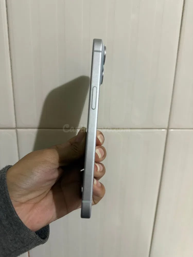 Vendo mi iPhone 15, que compré en febrero. - foto 4