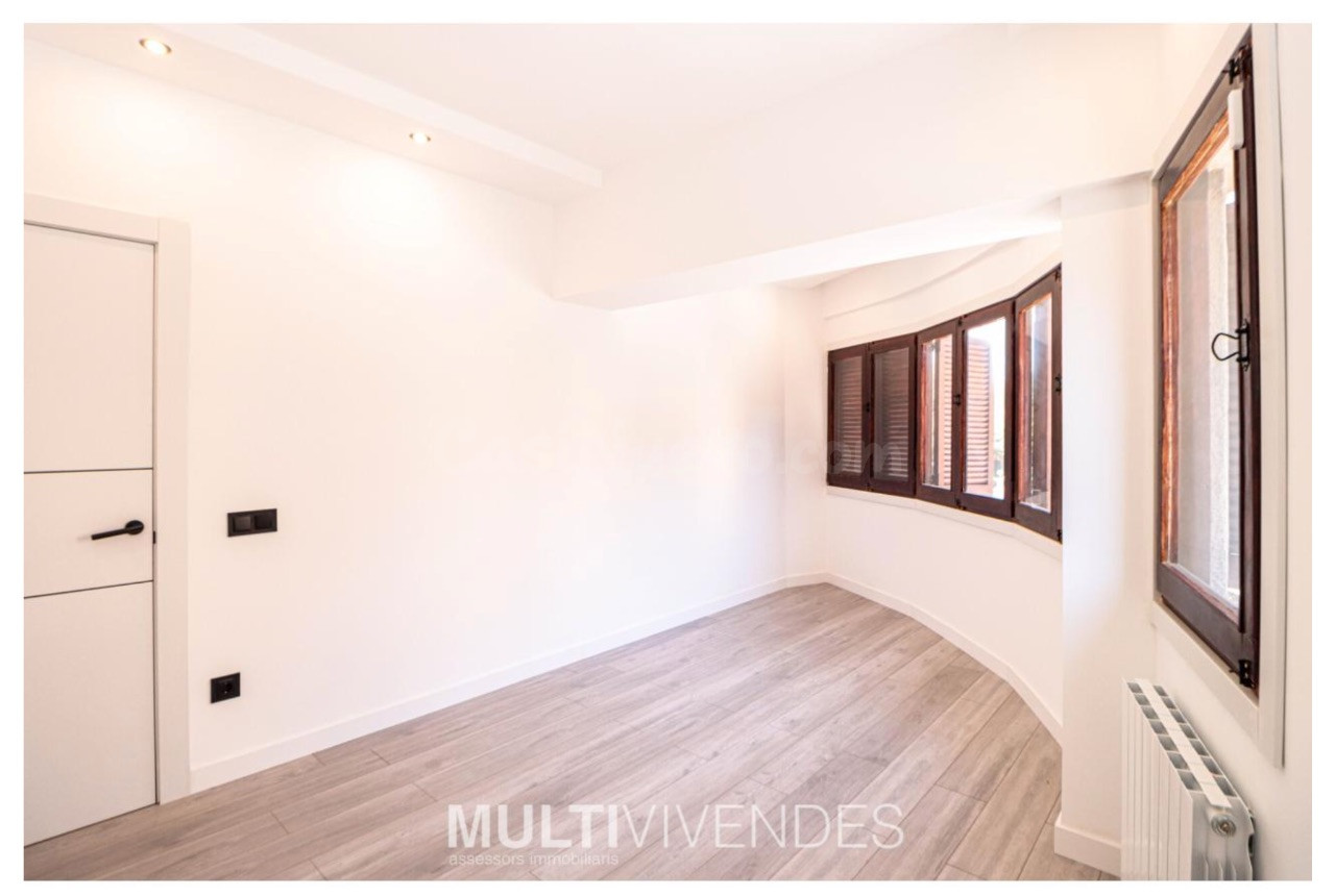PISO A ESTRENAR EN EL CENTRO DE MANRESA