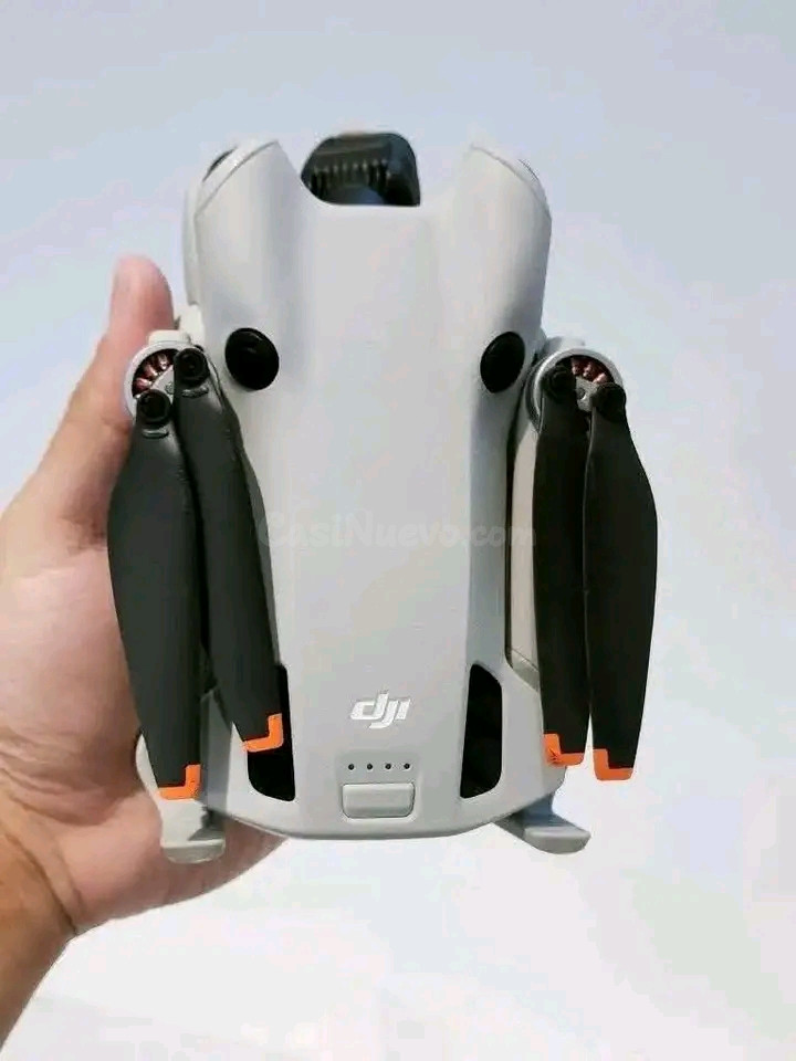 DJI Mavic 4 Pro Drone with Fly More Combo - foto 2
