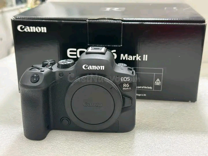 Canon EOS R6 Mark II 2023