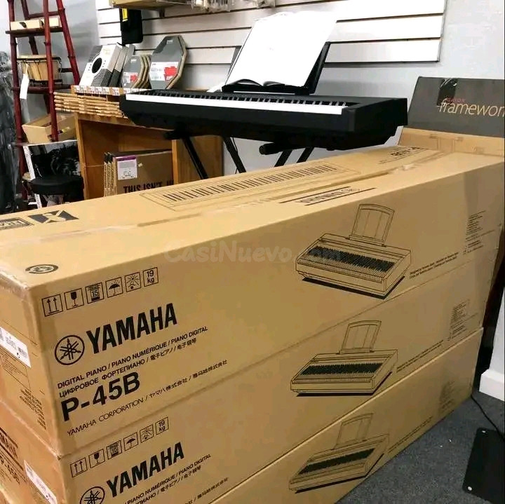 Yamaha P-45 Compact Portable Digital Piano Home Studio Bundle - foto 2
