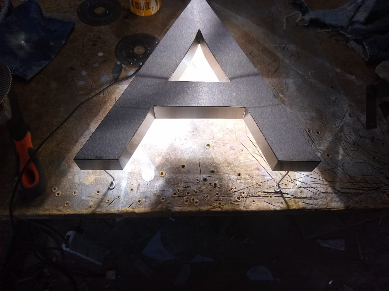 Letras de acero con luz para templos - foto 2