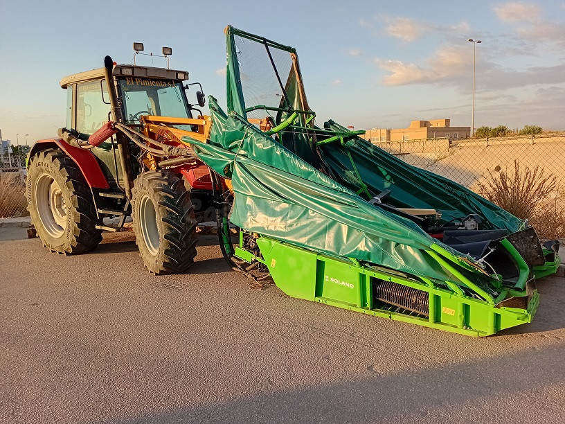 MASSEY FERGUSON 6265 CON VIBRO Y PALA.