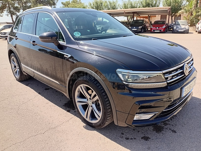 VOLKSWAGEN TIGUAN 2.0 TDI R-LINE 150 CV. - foto 3