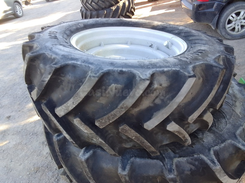 RUEDAS Y NEUMÁTICOS NUEVOS PARA TRACTOR VALTRA. - foto 3