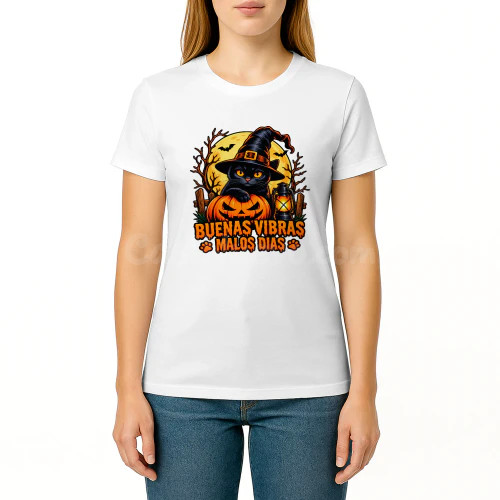 Camiseta Gato Negro Brujo: Buenas Vibras Malos Días - foto 2