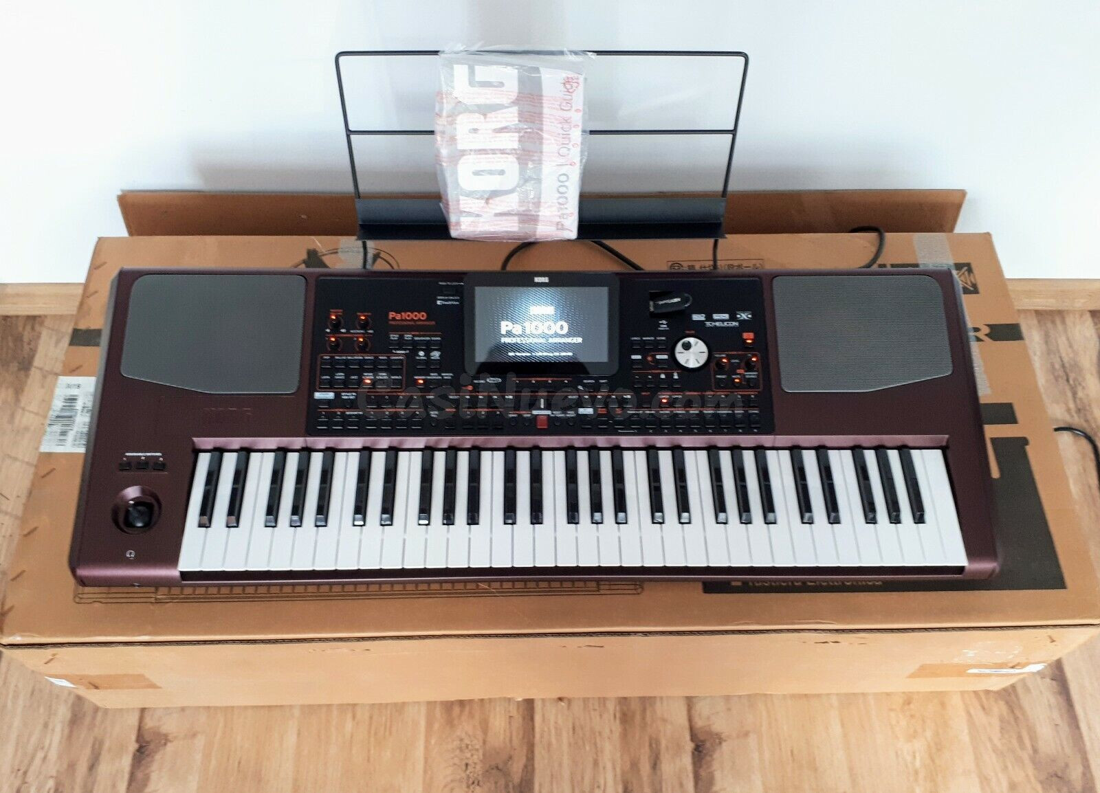Korg Pa1000 Arranger profesional de 61 teclas con altavoces