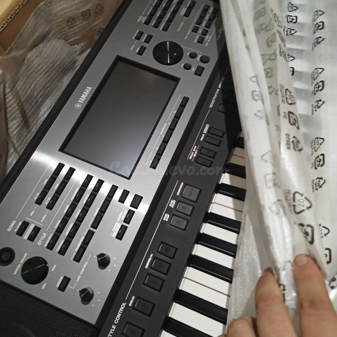 Yamaha PSR-A5000 de 61 teclas Teclado workstation arreglador - foto 5