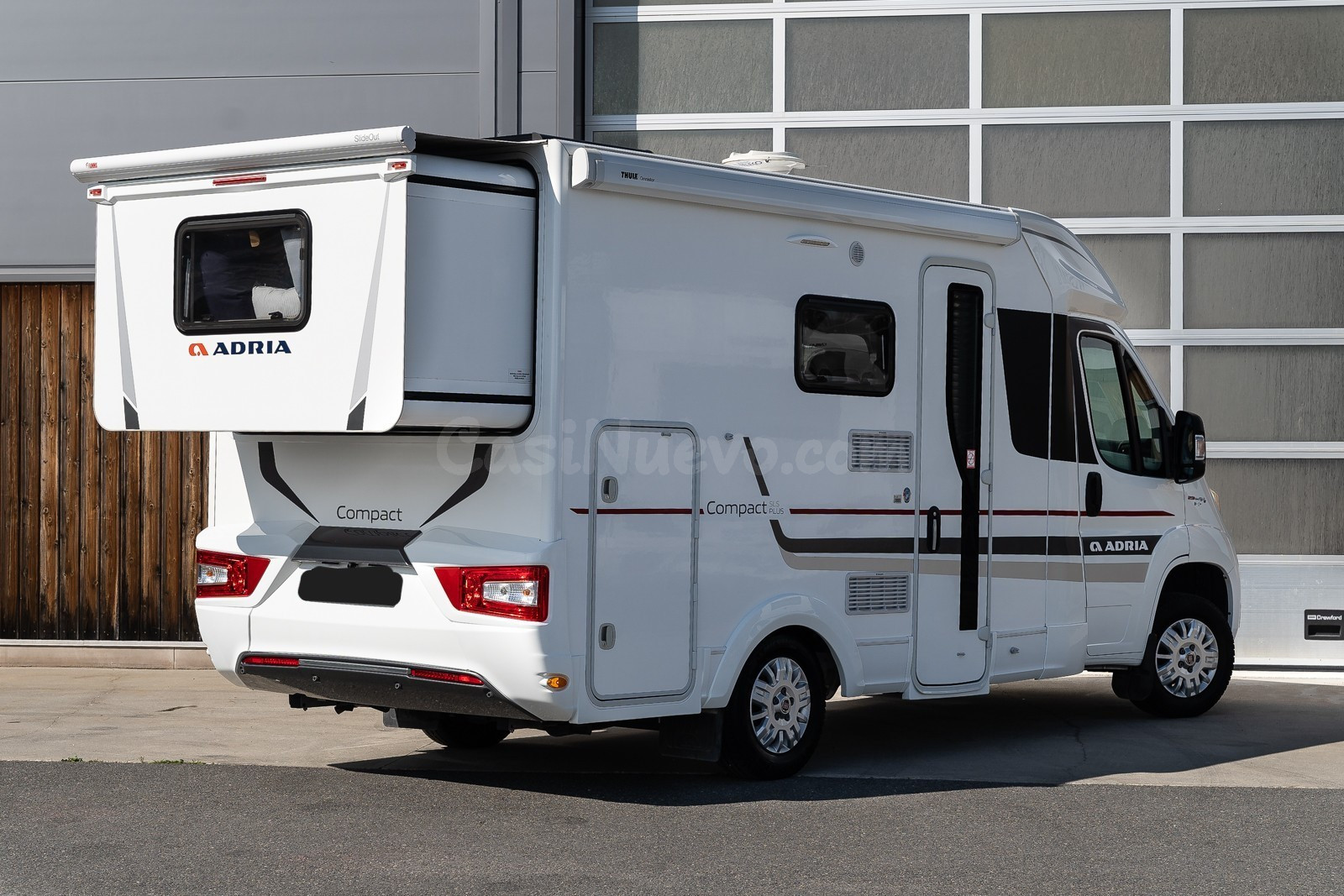 Adria Compact SLS parcialmente integrada con extensión lateral - foto 2
