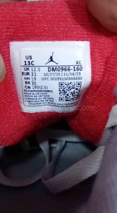 Zapatillas Air Jordan 3 Retro "Fire Red"- TALLA 31/ 19cm. - foto 5