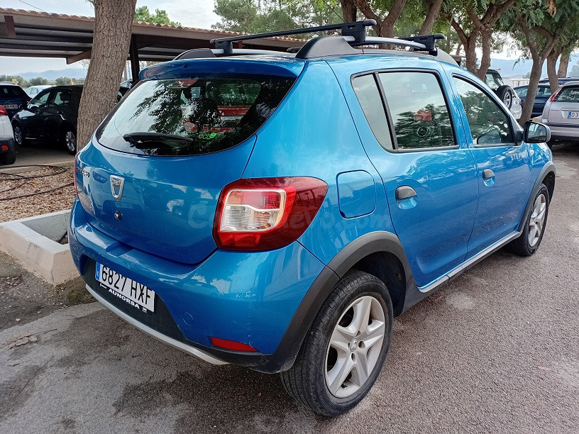 Dacia Sandero Stepway 2015 Gasolina - foto 4