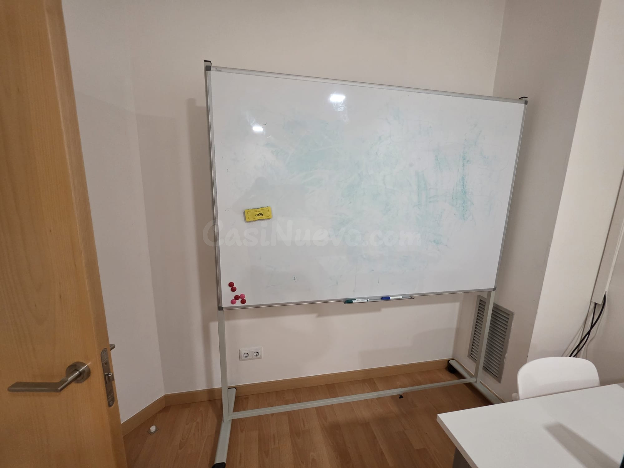 Pizarra portátil estándar con escritorio - foto 3