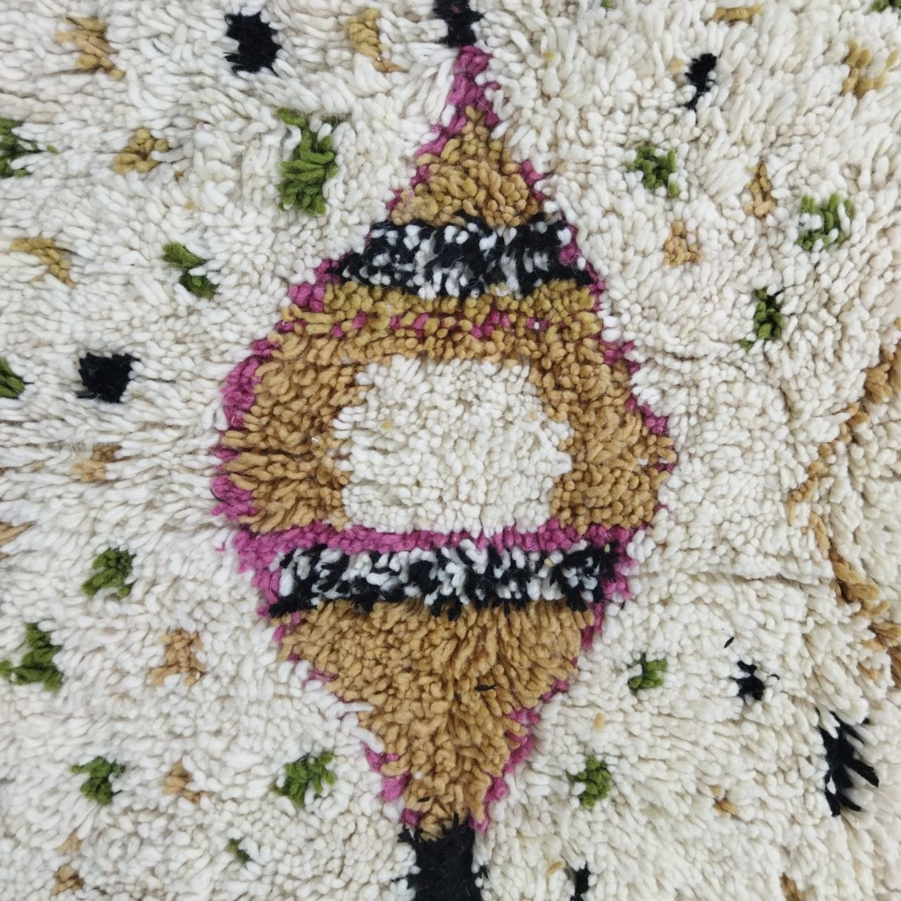 Alfombra bereber Azilal artesanal de lana natural – 260 × 19 - foto 5