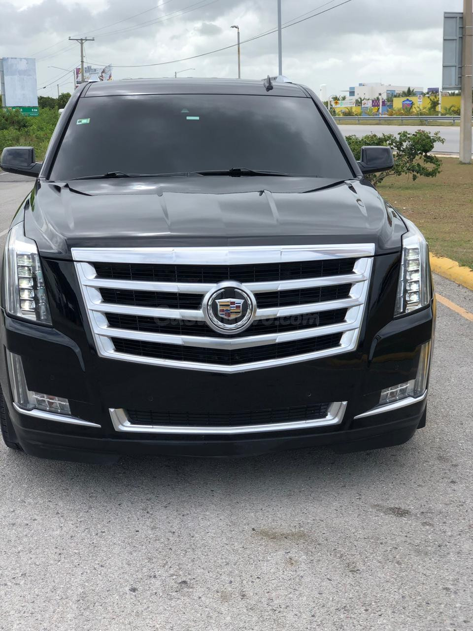Jeepeta Cadillac En Alquiler (Republica Dominicana) - foto 4
