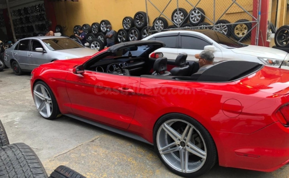 Ferraris En Alquiler Y Otros Deportivos En Rd - foto 3