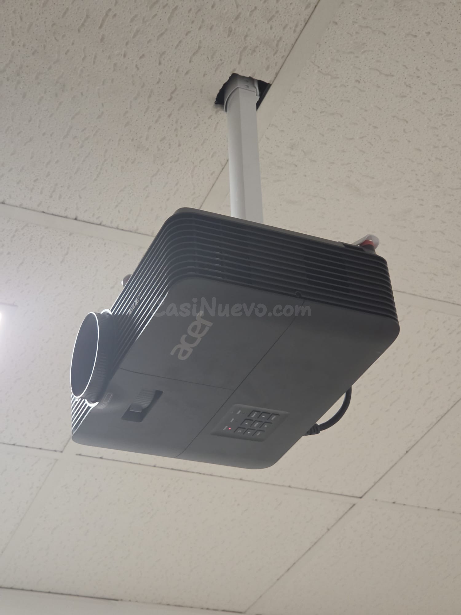 Proyector ACER - con conexión sin cable WIFI