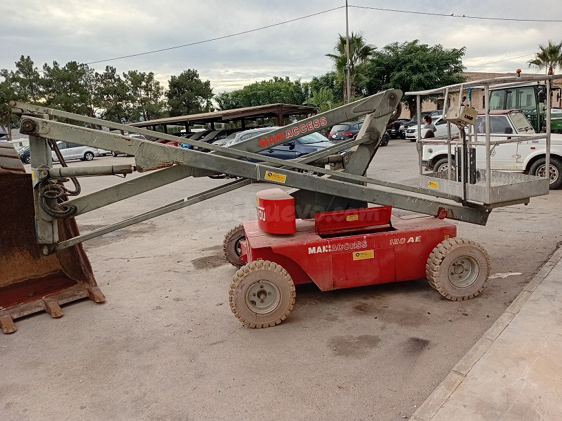 PLATAFORMA ELEVADORA MANITOU BF 120 AE ELECTRICA. - foto 4