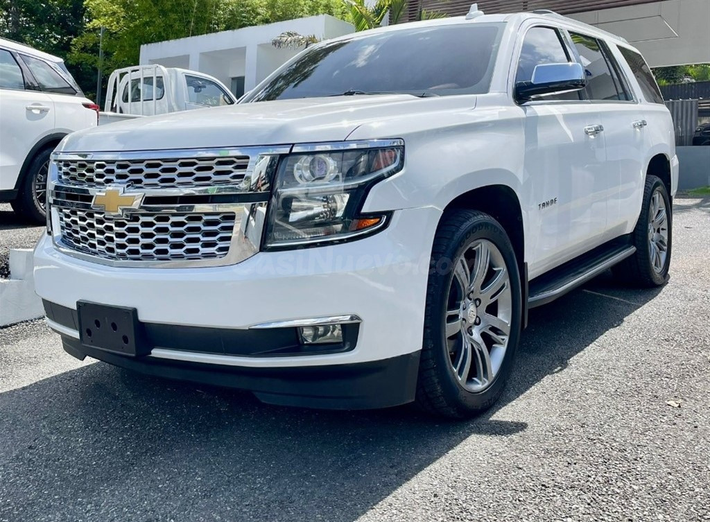 Jeepeta Tahoe Blanca Disponible En El Dealer! (Santiago, Rep