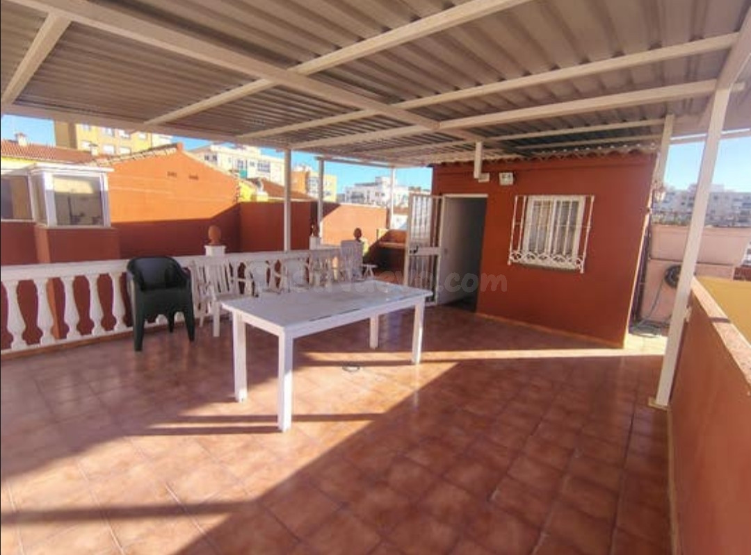 Terraza clásica estilo rústico moderno - foto 3