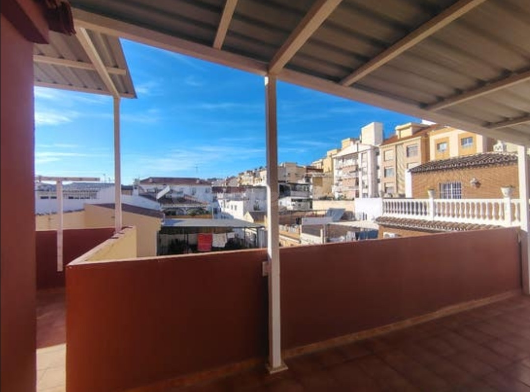 Terraza clásica estilo rústico moderno - foto 4