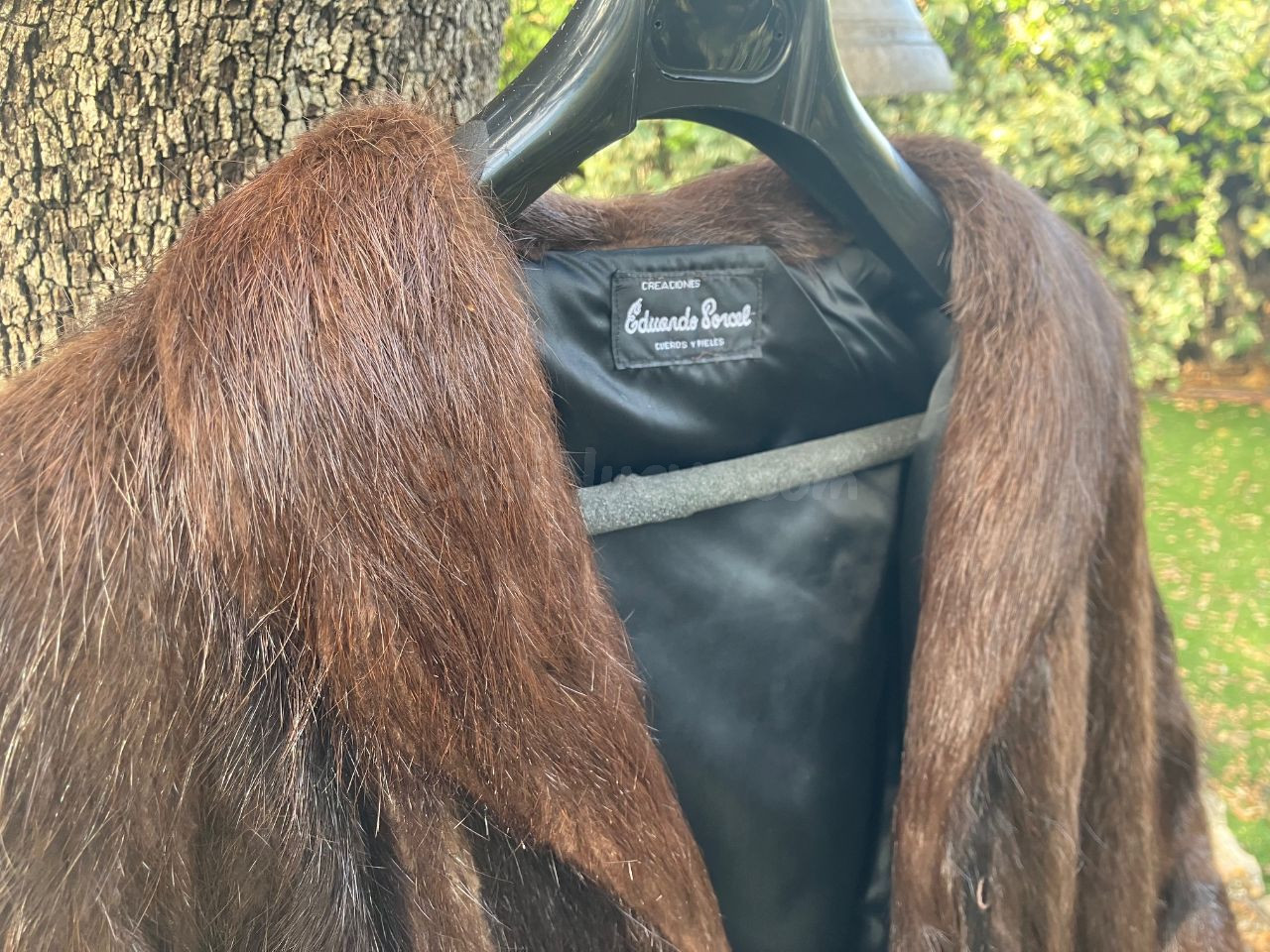 Chaquetón de piel de nutria autentico largo - foto 3