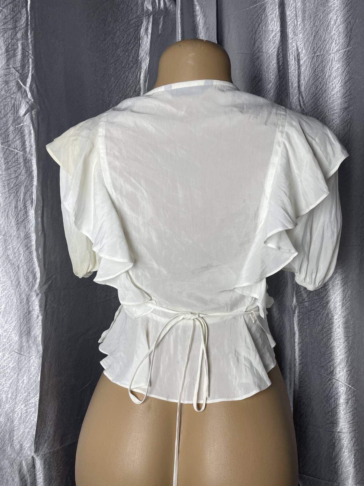 Blouse Cache-cœur à Volants Et Manches Bouffantes — image2