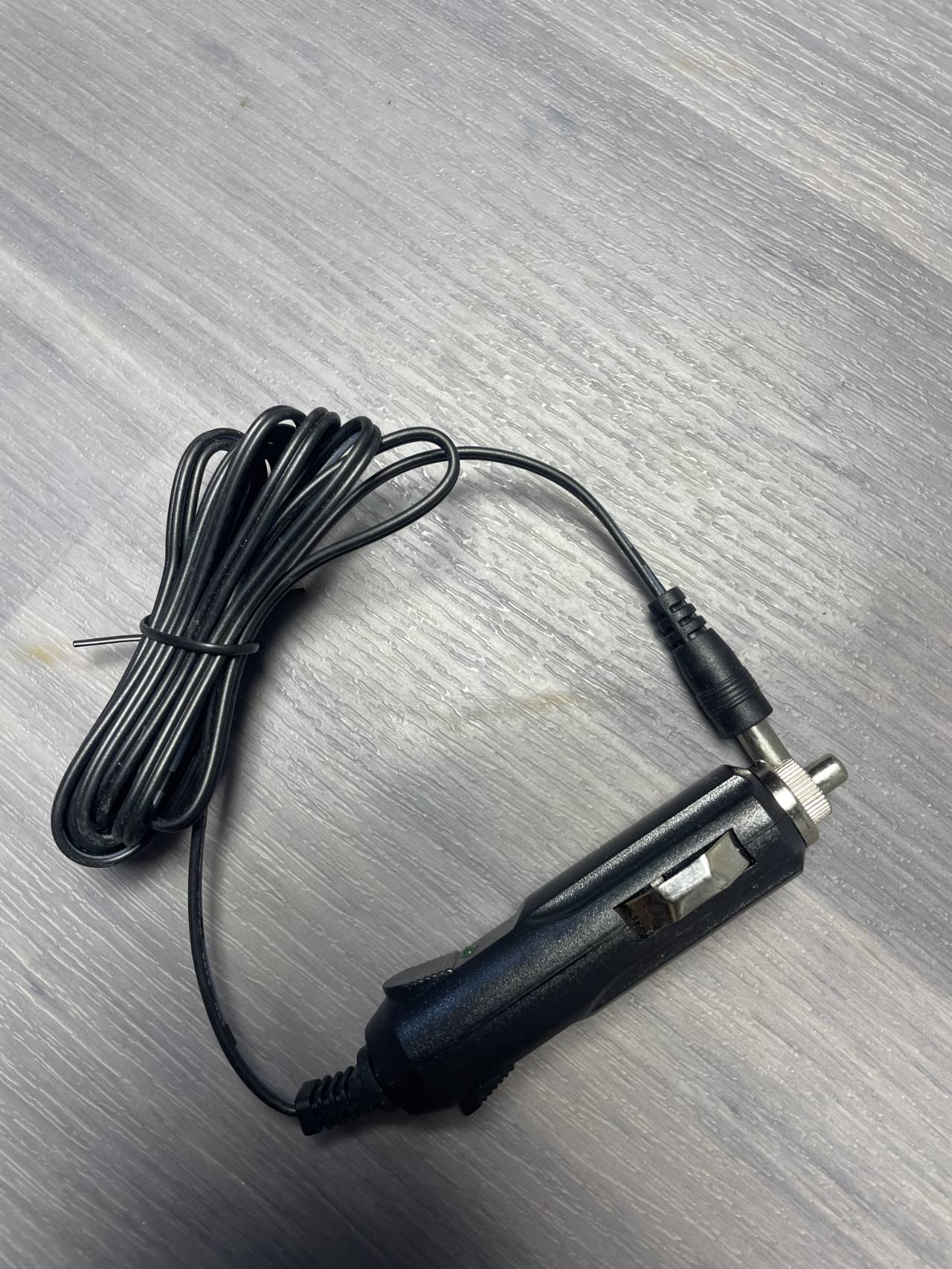 Câble D’alimentation 12v Pour Voiture – Prise Allume-cigare Avec Connecteur Dc — image principale