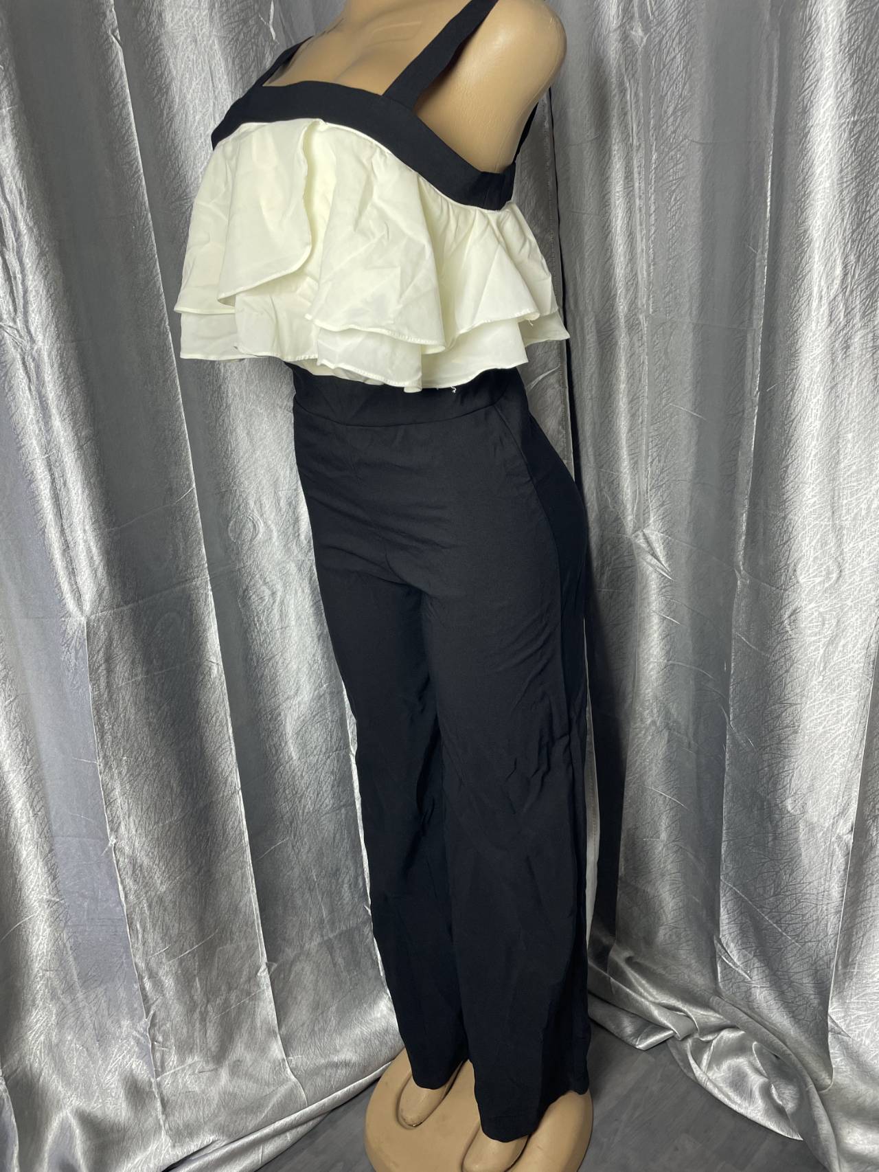 Combinaison Pantalon Femme à Volants — image2