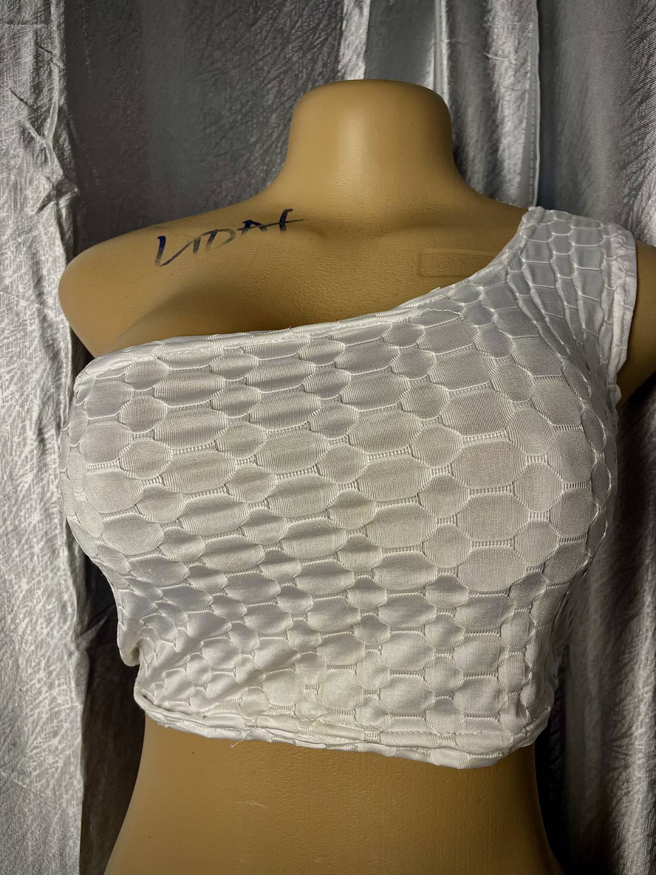 Crop Top Asymétrique Texturé — image1
