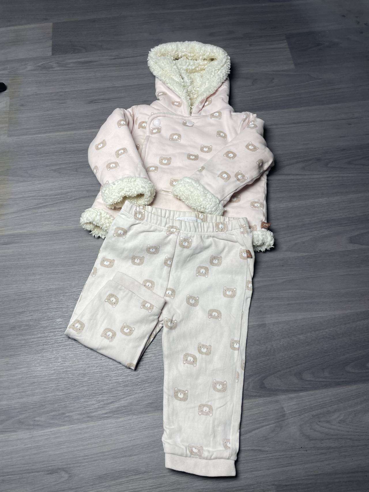 Ensemble Bébé Chaud à Capuche Avec Pantalon – Motif Oursons — image principale