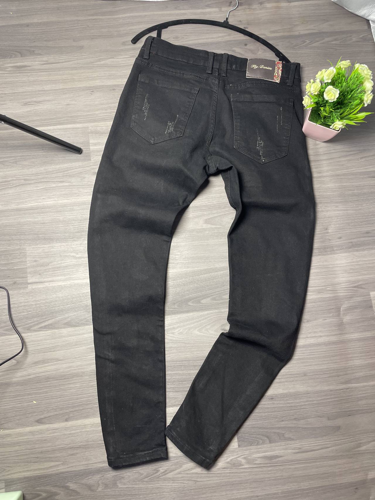 Jean Avec Motif Mains Squelettiques En Strass — image3