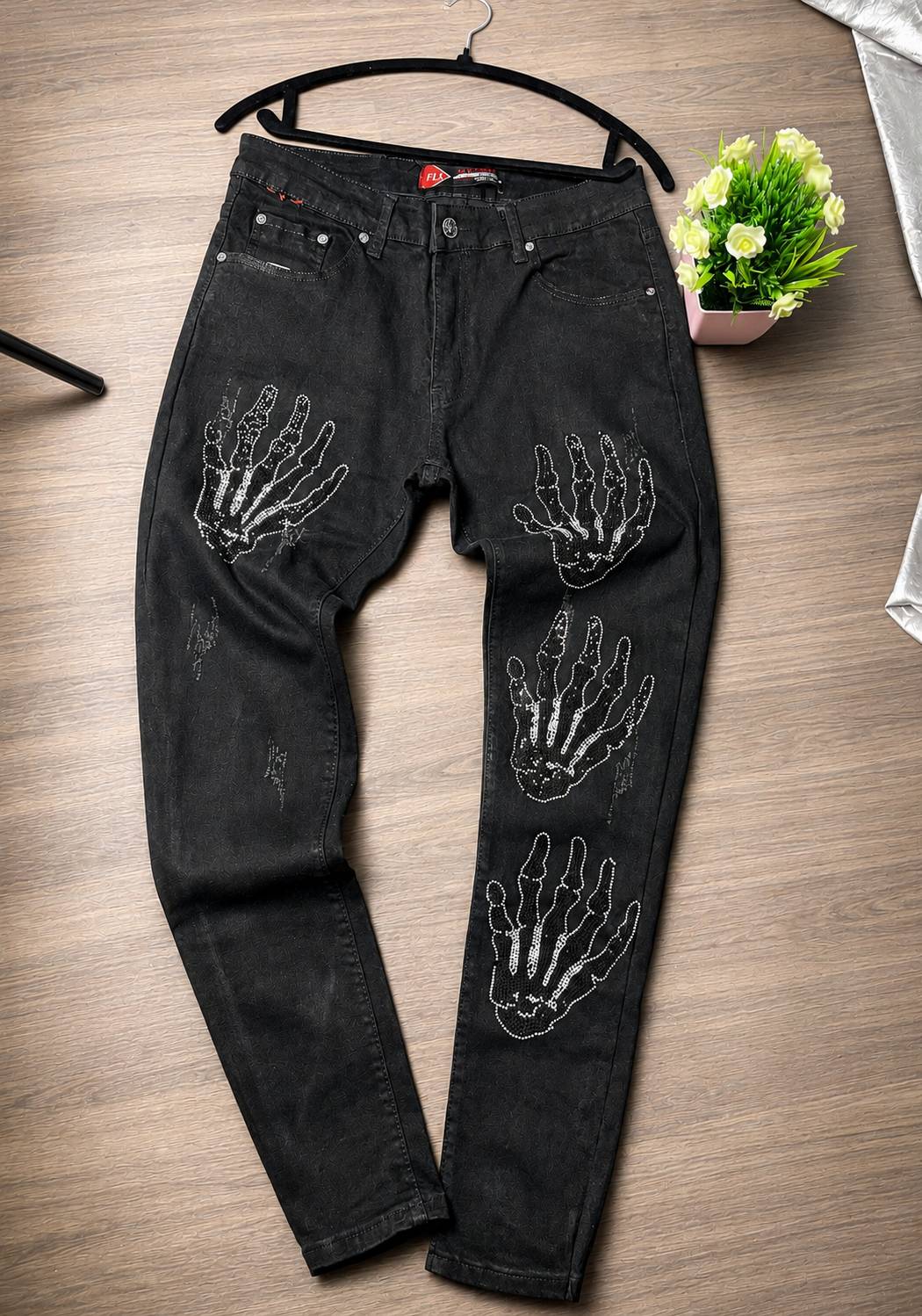 Jean Avec Motif Mains Squelettiques En Strass — image principale