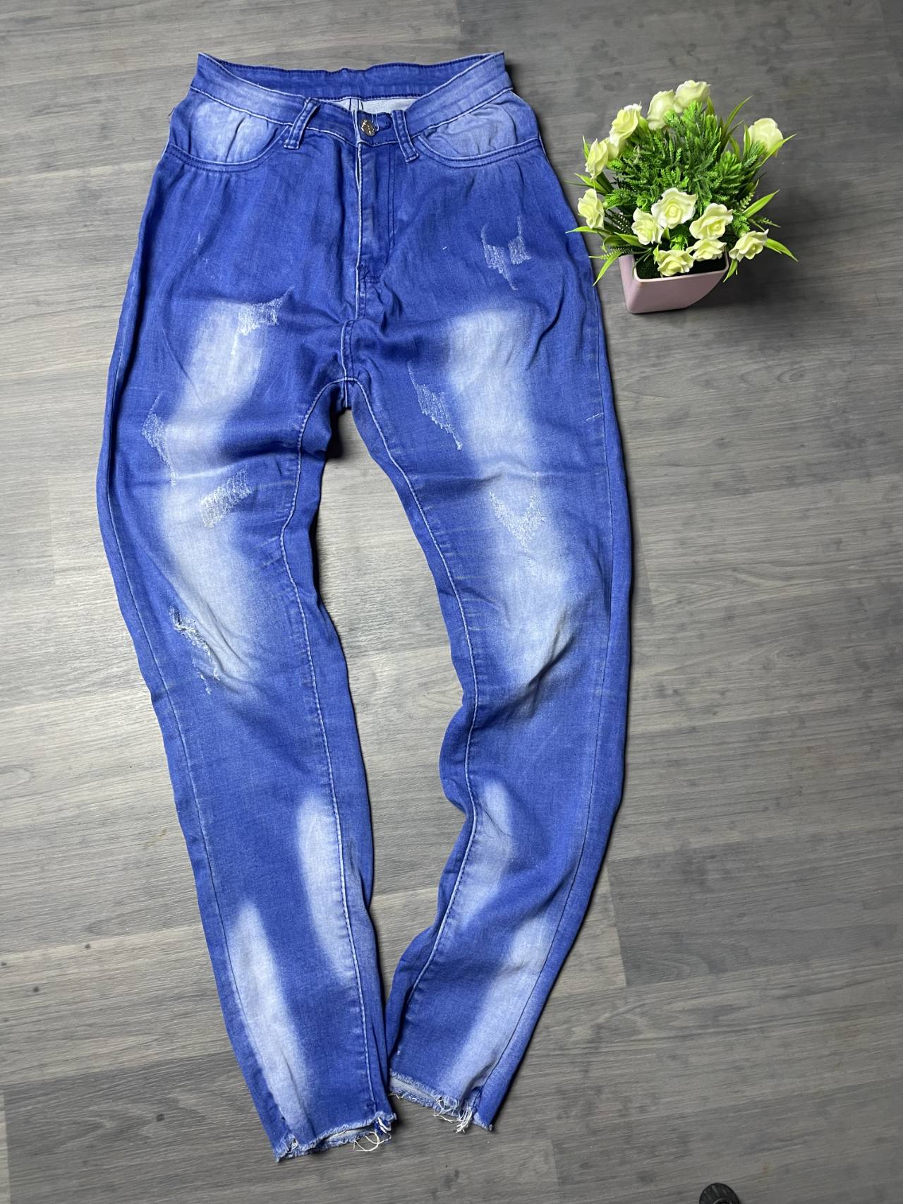 Jean Slim Délavé Pour Femme — image principale