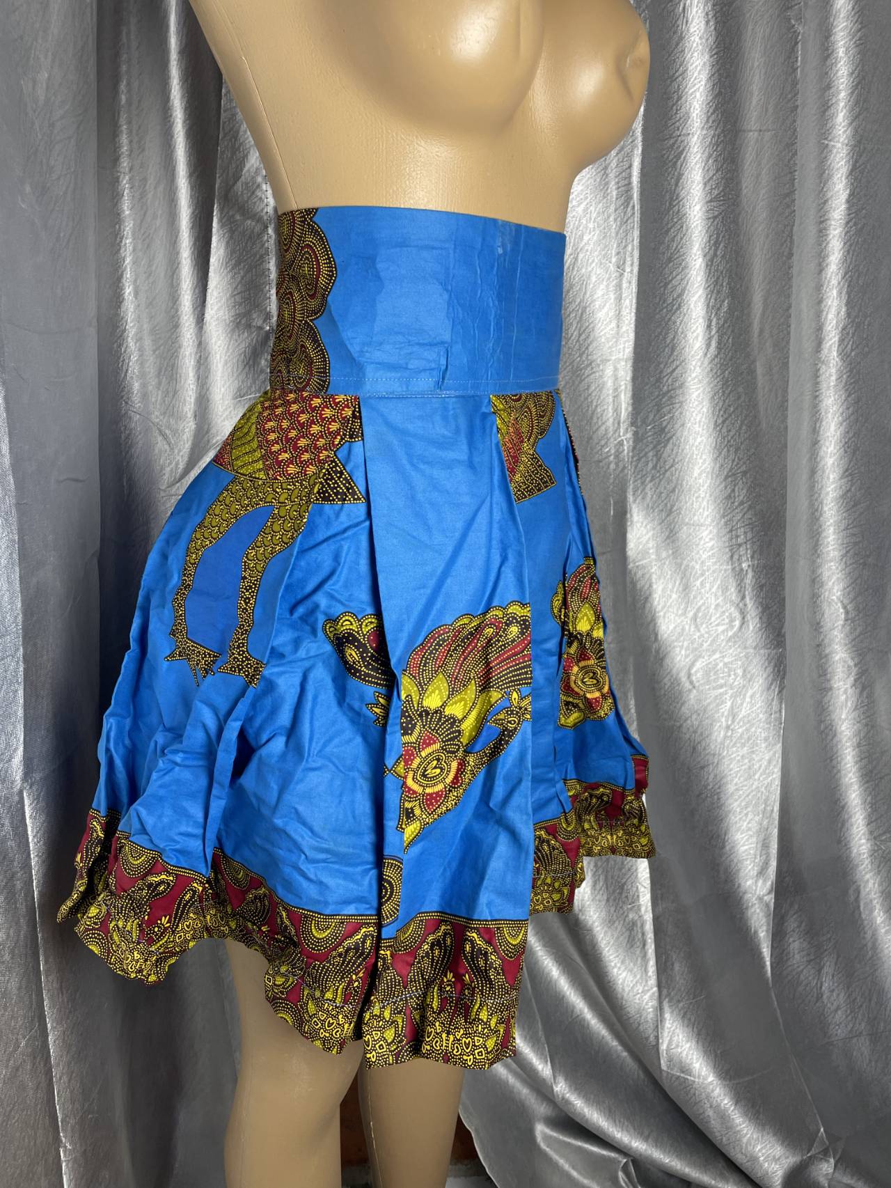 Jupe Courte évasée En Pagne Africain — image2