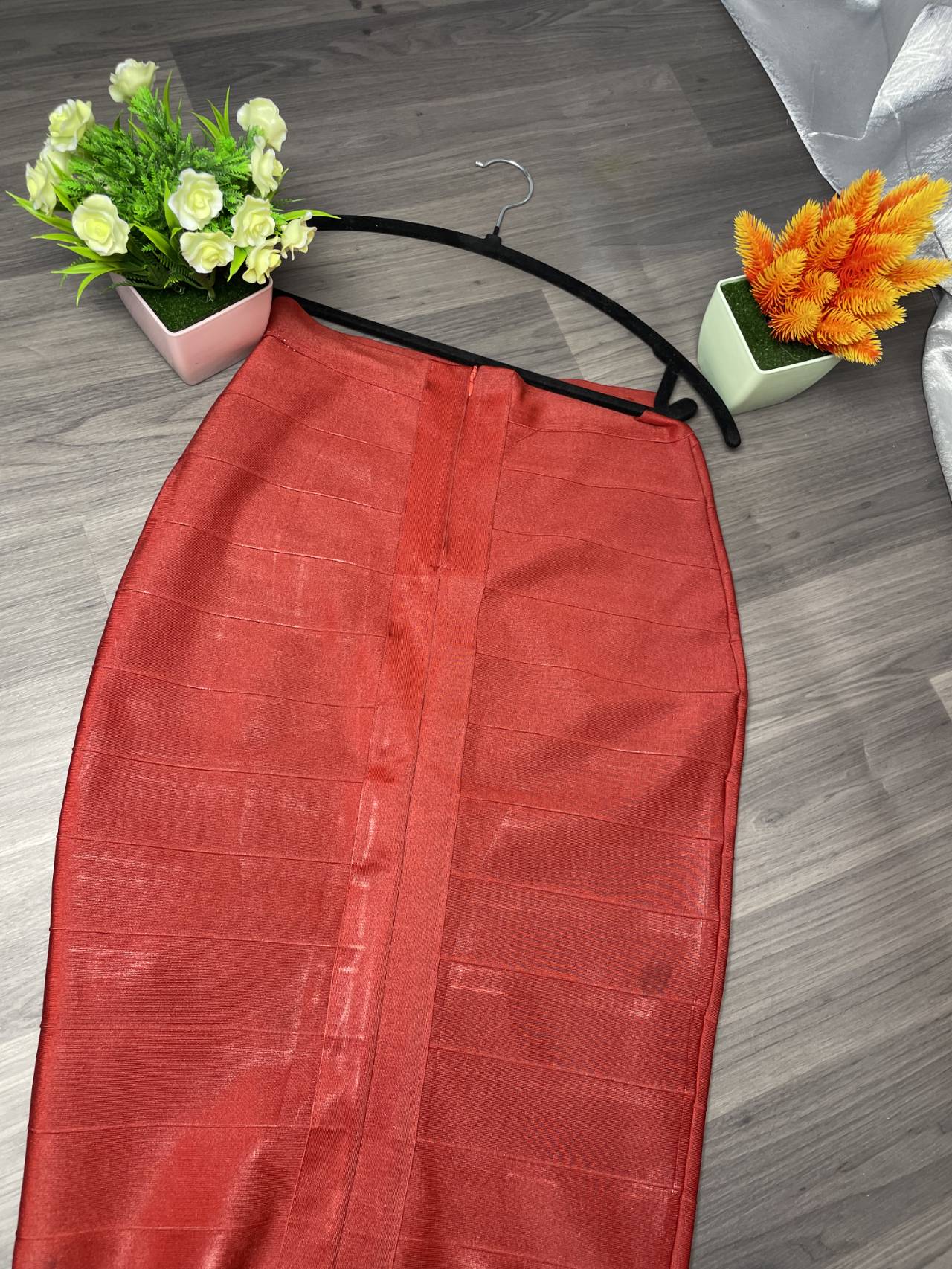 Jupe Crayon Rouge Moulante Style Bandage — image1
