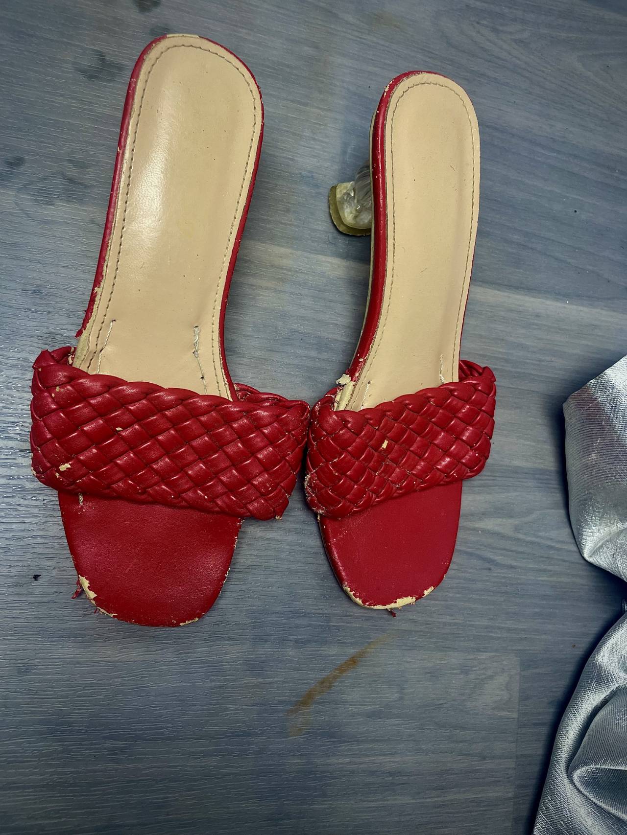 Mules à Talons Transparents Et Brides Tressées — image1