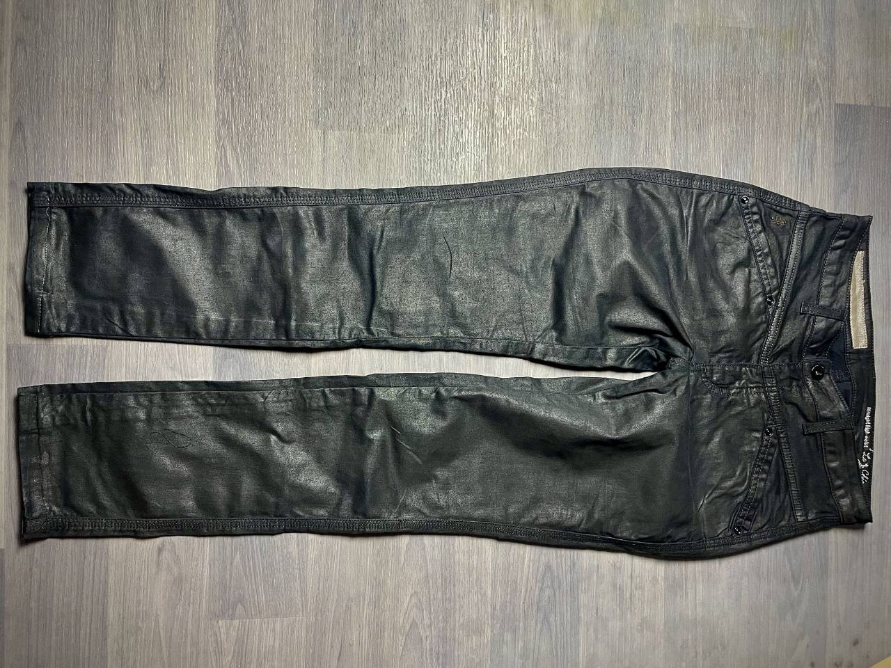 Pantalon Effet Cuir Coupe Droite — image principale