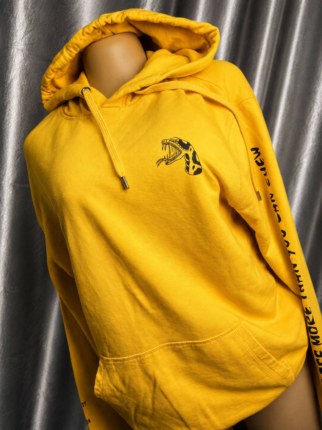Pull à Capuche — image3