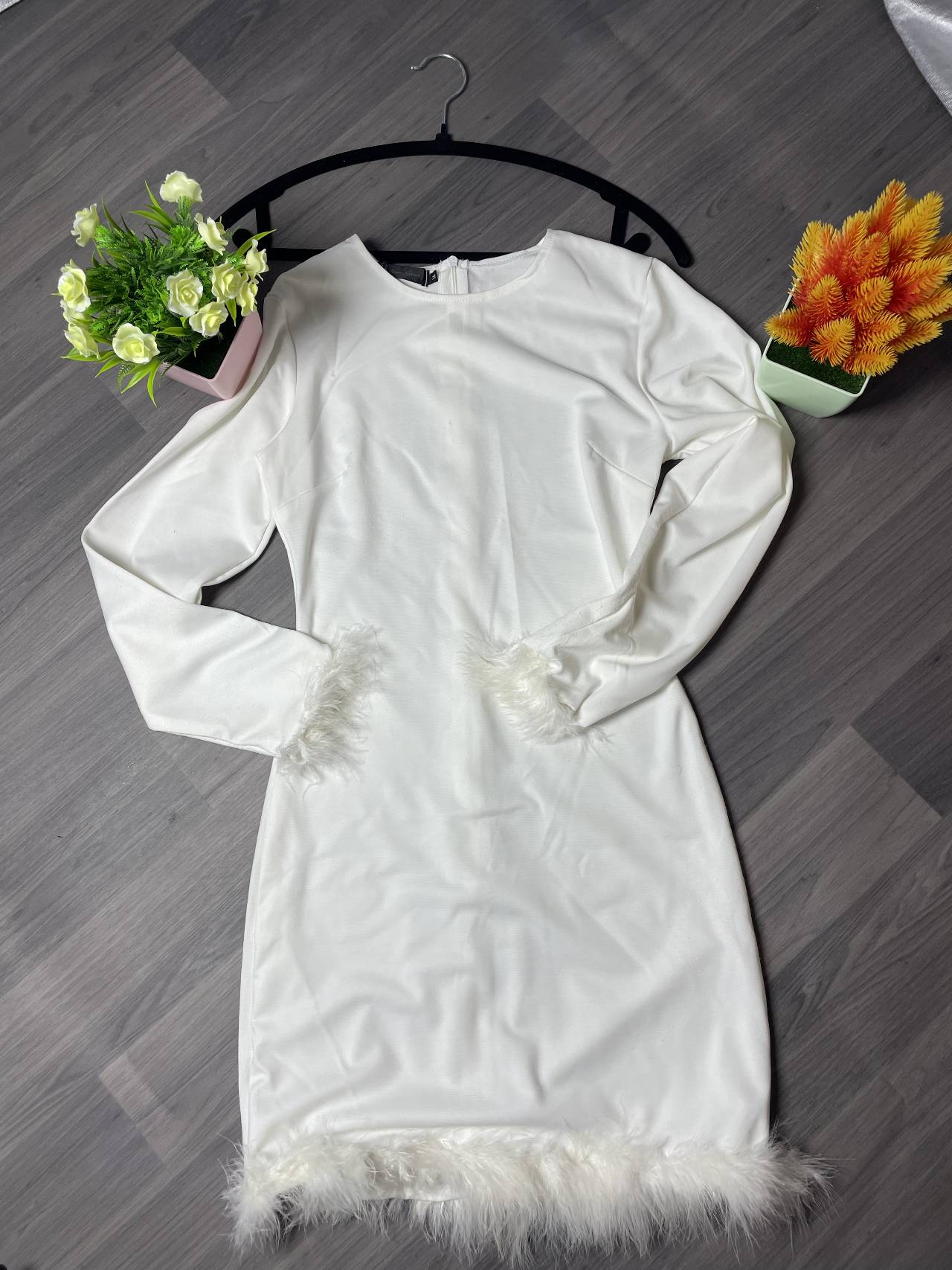 Robe élégante à Manches Longues Avec Fourrure — image4
